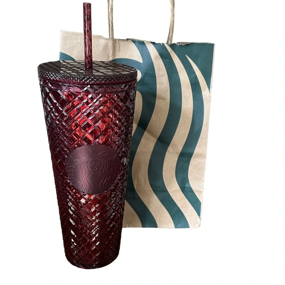 Starbuck 2022 Holliday Jewel Venti‎ 24 oz Red Tumbler with Straw New!